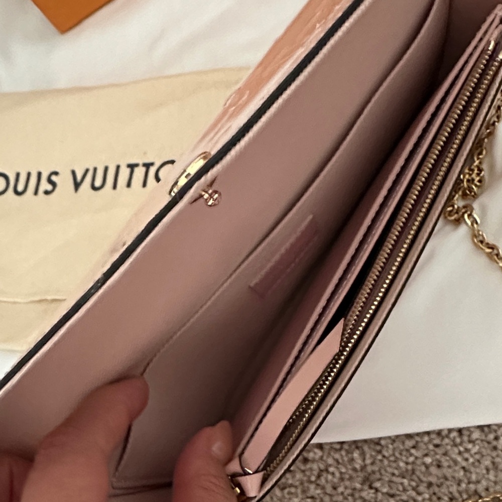 Louis Vuitton Light Pink Crossbody Bag - Picture 6 of 7